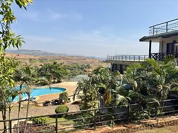 Upper Deck Resort - Highest Peak, Lonavala