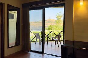 Upper Deck Resort - Highest Peak, Lonavala