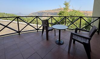 Upper Deck Resort - Highest Peak, Lonavala