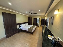 Upper Deck Resort - Highest Peak, Lonavala