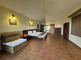 Upper Deck Resort - Highest Peak, Lonavala