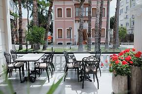 Elegance East Hotel - Boutique Class