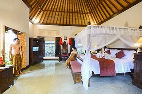 Tirta Ayu Hotel & Restaurant
