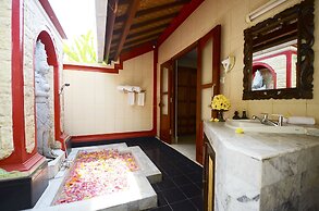 Tirta Ayu Hotel & Restaurant