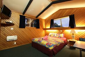 Chateau Backpacker & Motels