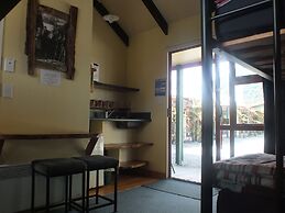 Glow Worm Accommodation - Hostel
