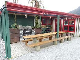 Glow Worm Accommodation - Hostel