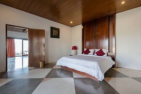 Suarti Resort Villas & Gallery