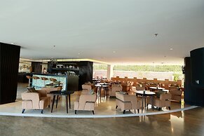 b Hotel Bali & Spa