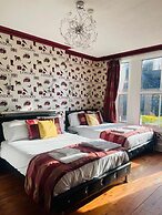Crompton Guest House