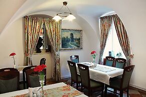 Hotel Przy Oślej Bramie - Zamek Książ