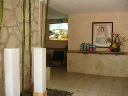 Hotel & Suites Nader