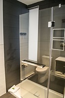 Hotel V