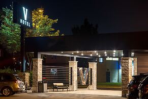 Hotel V