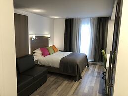 Hotel V