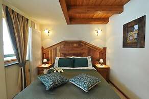 Gresil Residence