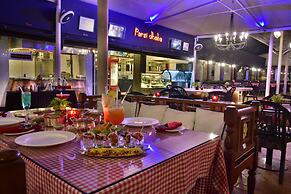 Della Resorts