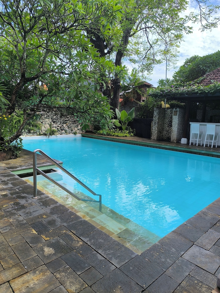 Sari Bunga Hotel