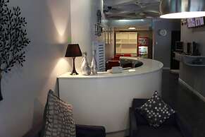 Leez Inn Malate