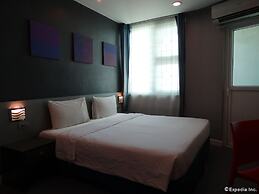Leez Inn Malate