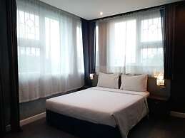 Leez Inn Malate