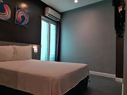 Leez Inn Malate