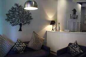 Leez Inn Malate