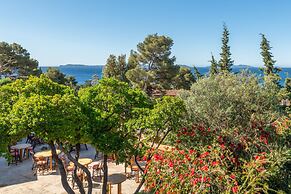 Les Terrasses du Bailli Hôtel