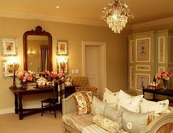 Kurland Hotel