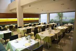 Hotel Caroline