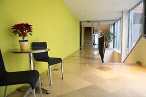 Hotel Caroline