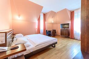 Hotel Caroline