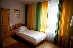 Hotel Caroline