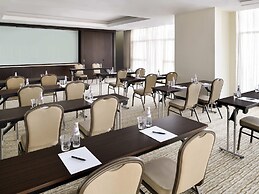 Mövenpick Hotel Jumeirah Lakes Towers