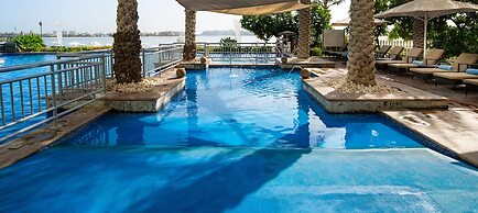 Mövenpick Hotel Jumeirah Lakes Towers