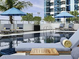 Mövenpick Hotel Jumeirah Lakes Towers