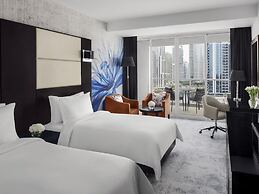 Mövenpick Hotel Jumeirah Lakes Towers