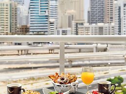 Mövenpick Hotel Jumeirah Lakes Towers