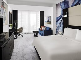 Mövenpick Hotel Jumeirah Lakes Towers