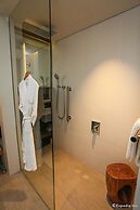 One Farrer Hotel