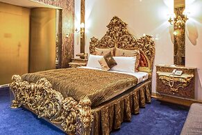 The We Hotel
