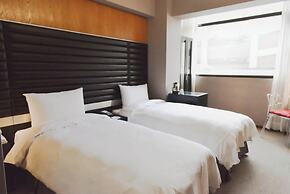 Newful Hotel