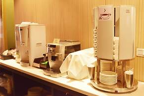 Newful Hotel