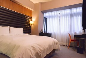 Newful Hotel