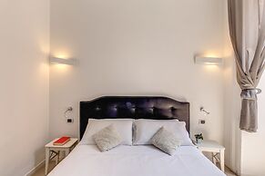 Manin Suites