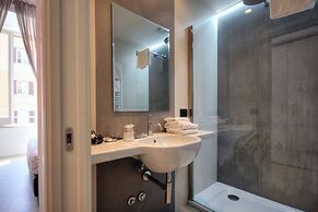 Manin Suites