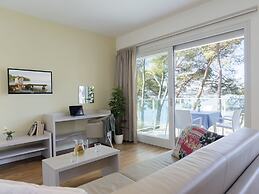 Crvena Luka Resort
