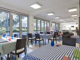 Crvena Luka Resort
