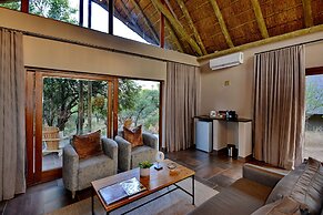 Black Rhino Game Lodge