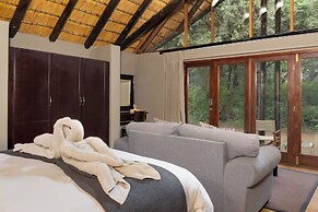 Black Rhino Game Lodge